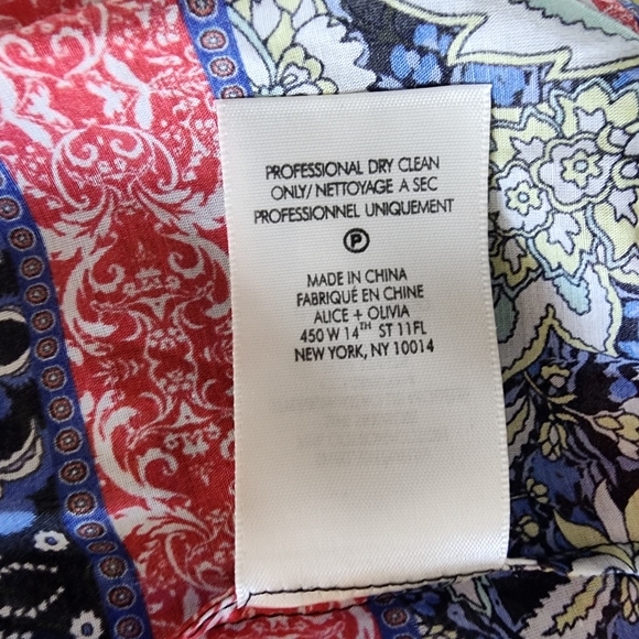 Alice and Olivia Marlyn Tie-Neck Button-Down Tiered Blouse - Picture 8 of 9